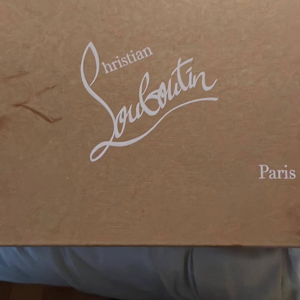 Authentic nude Christian Louboutin’s